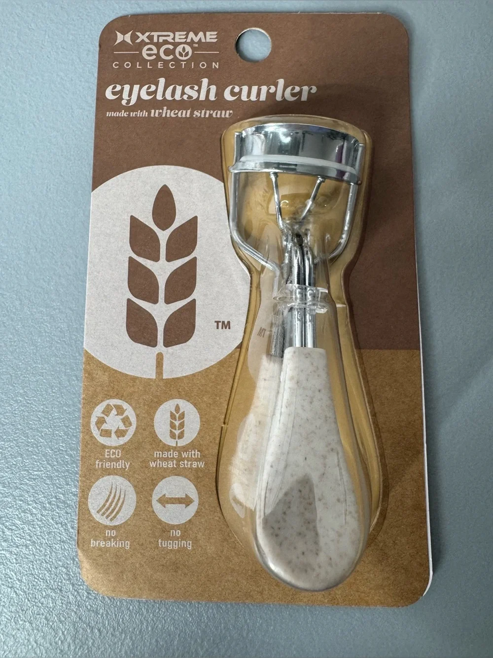 Xtreme Eco Eyelash Curler - Speckled Cream Handle made with wheat straw beige